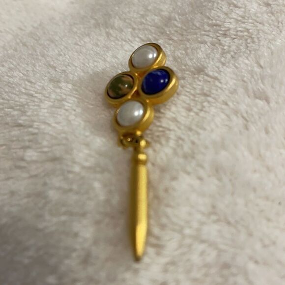 Vintage Y2K Gold Matte Dangling Pierced Earrings - Picture 13 of 13